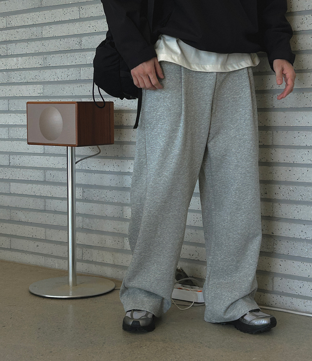 긴팔 티셔츠 모델 착용 이미지-S1L78