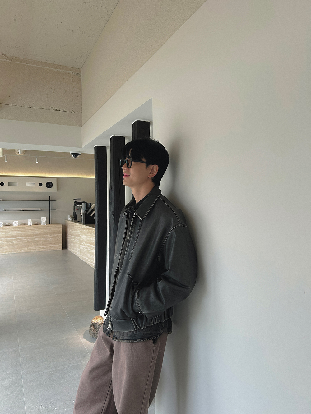 재킷 모델 착용 이미지-S5L2
