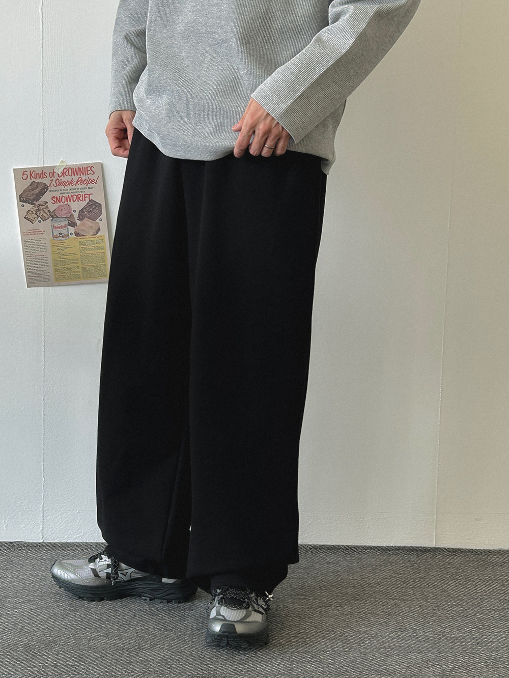 코트 모델 착용 이미지-S1L44