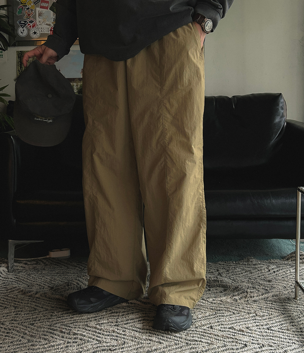 반팔 티셔츠 모델 착용 이미지-S1L40