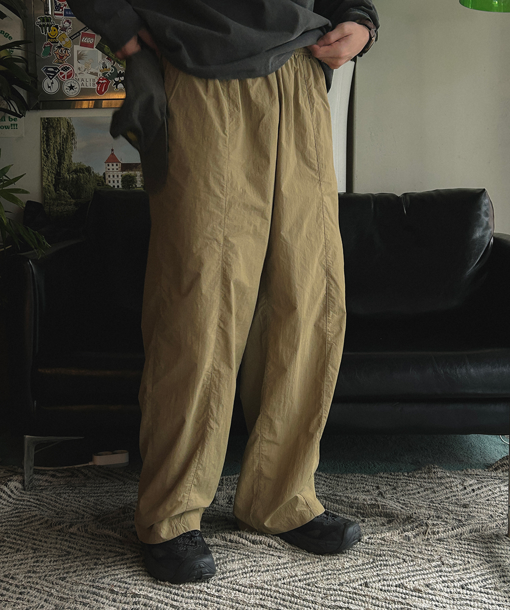 반팔 티셔츠 모델 착용 이미지-S1L37