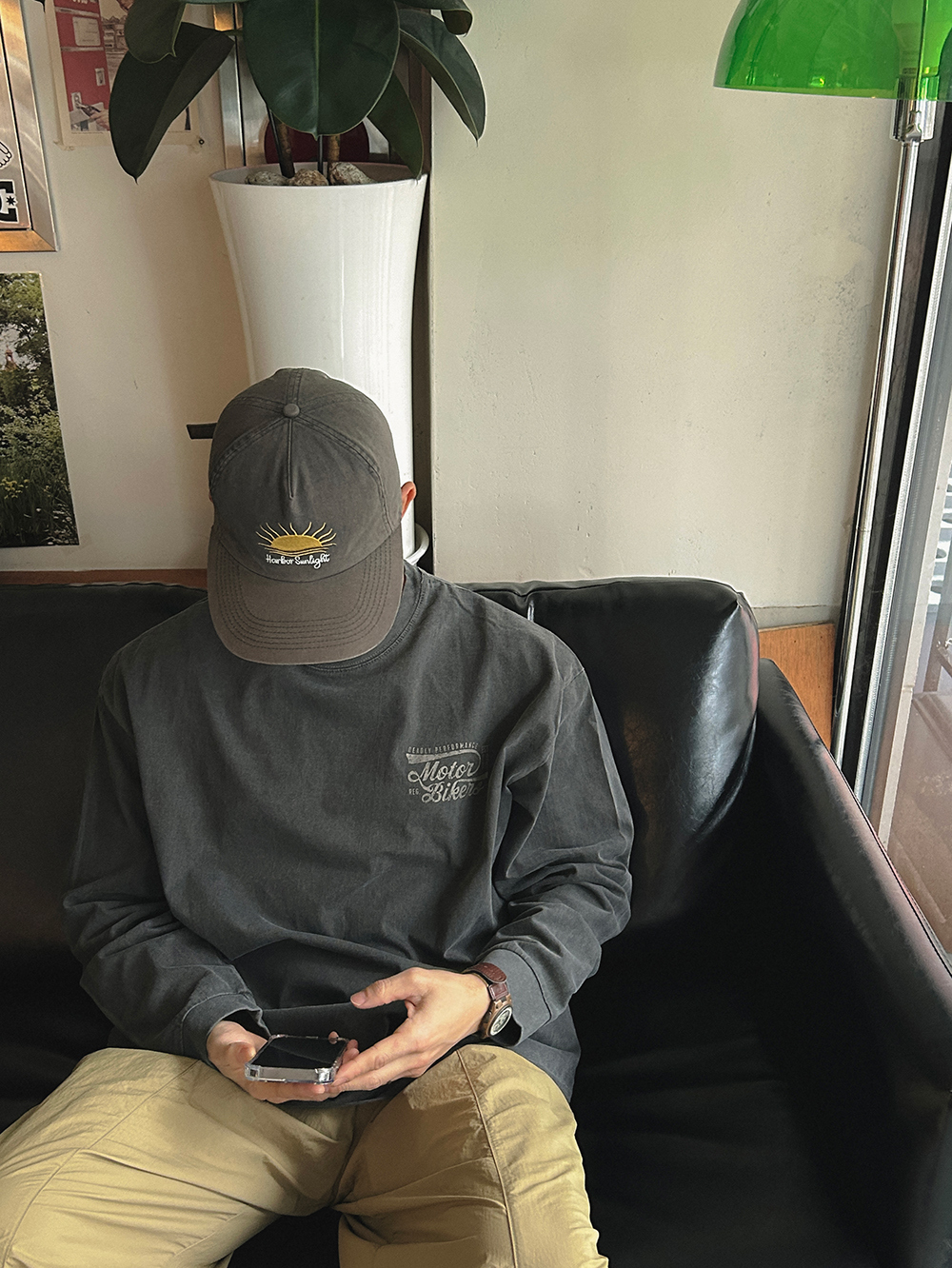 반팔 티셔츠 모델 착용 이미지-S1L49