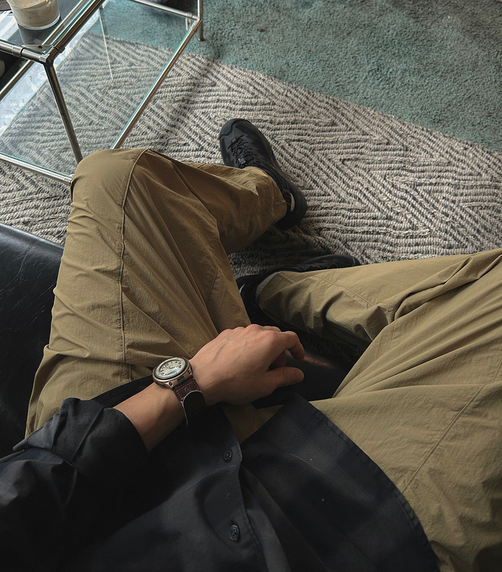 반팔 티셔츠 모델 착용 이미지-S1L8