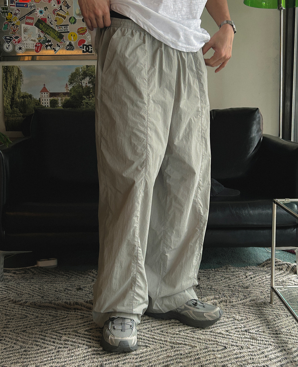 반팔 티셔츠 모델 착용 이미지-S1L93