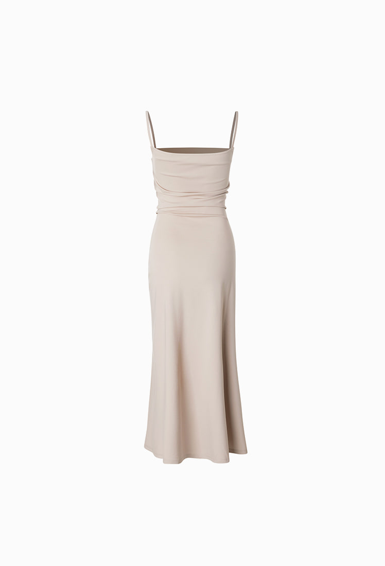 [グレースユー]25SS★Joan Shirring One-piece (Beige)★ グレースユー]25SS☆Joan Shirring One-piece (black)☆