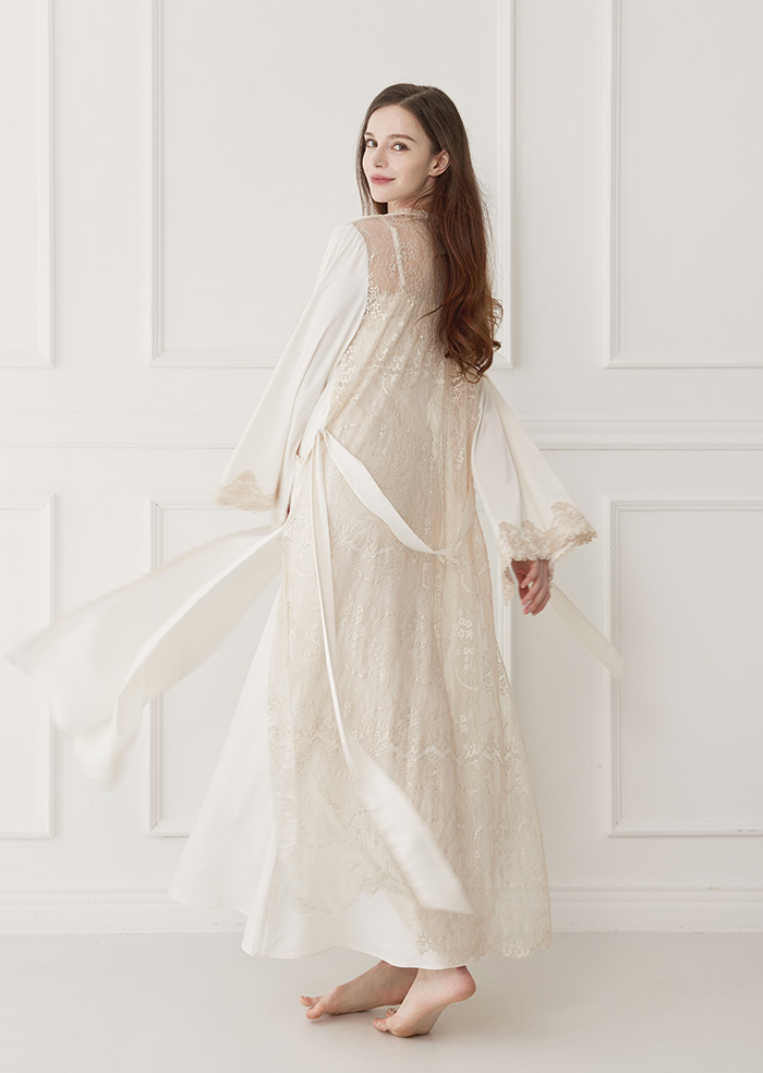 [GRACE SLIP] Long Robe (Ivory)
