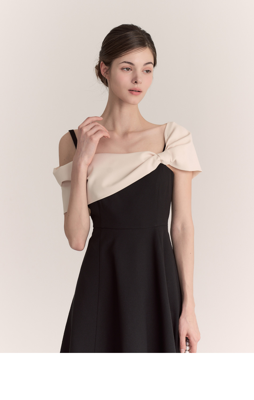 GRACE U☆24AW☆Riang One-piece (Black) GRACE U☆24AW☆Riang One-piece (Black)