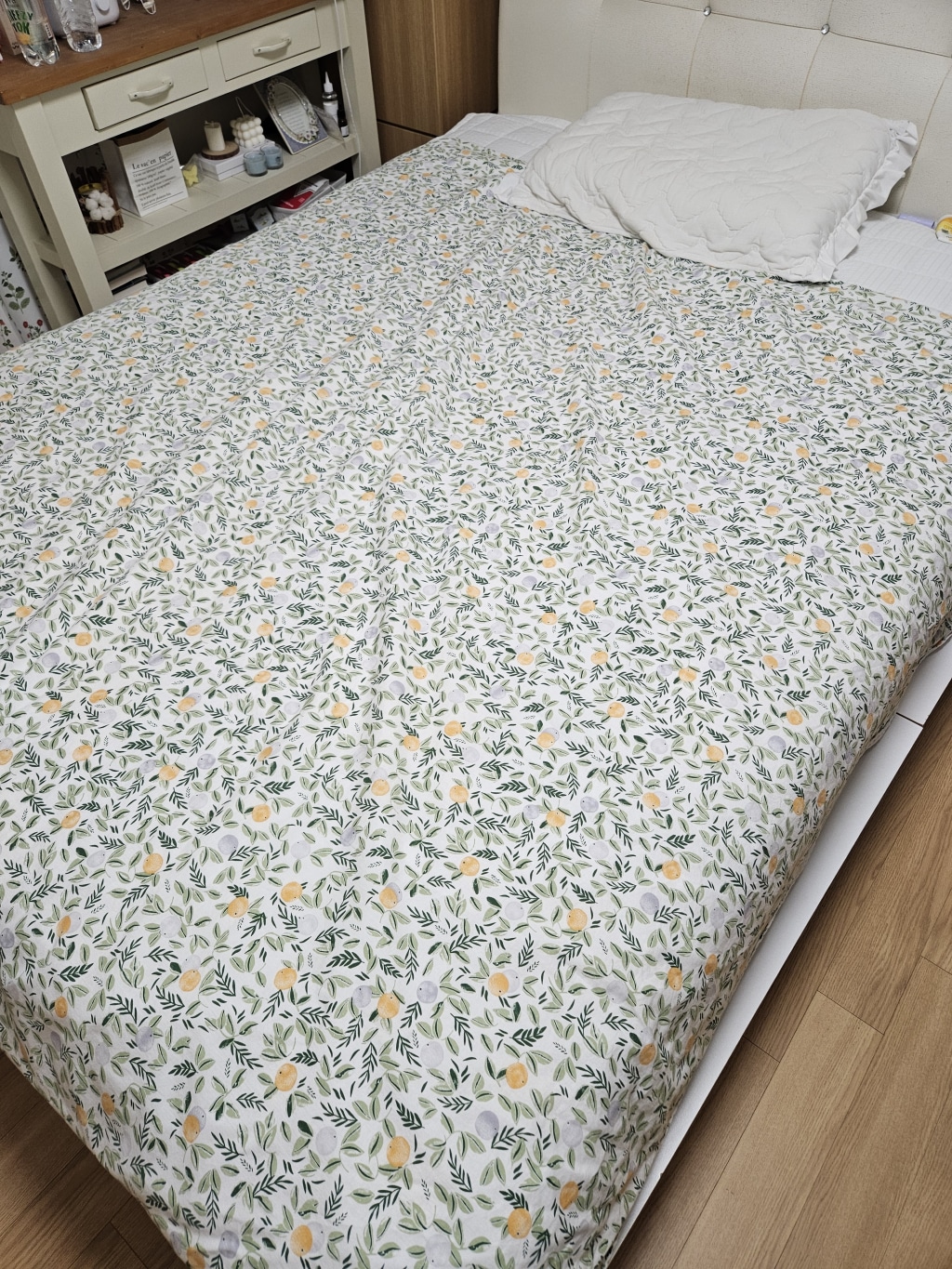 오렌지가든 워싱 2겹 여름이불을 작년에 샀었어요^^ 지금 사용하고 있고요. 그런데 여름 | 일상을 스타일링하다, 데코뷰