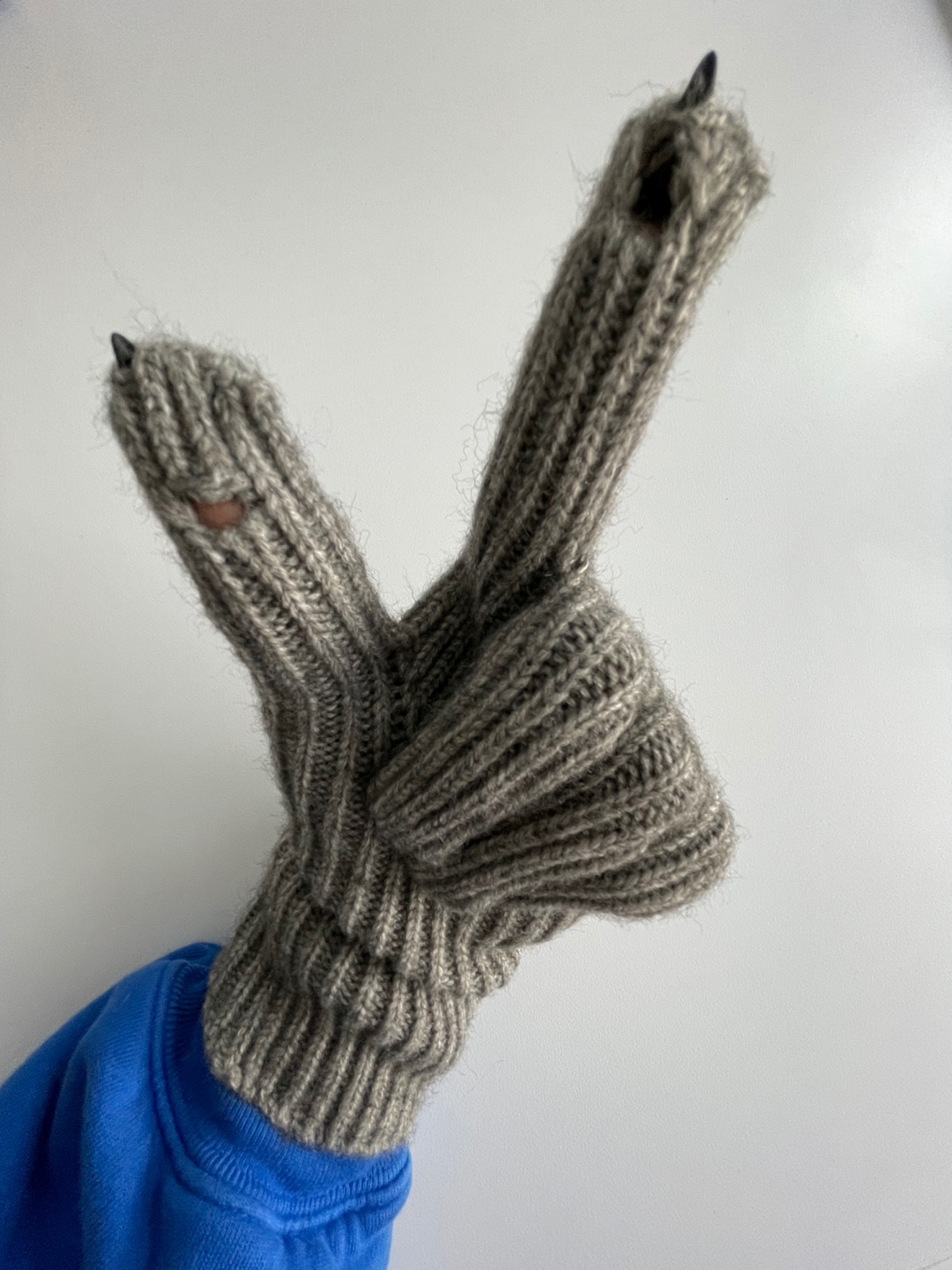Mild touch gloves