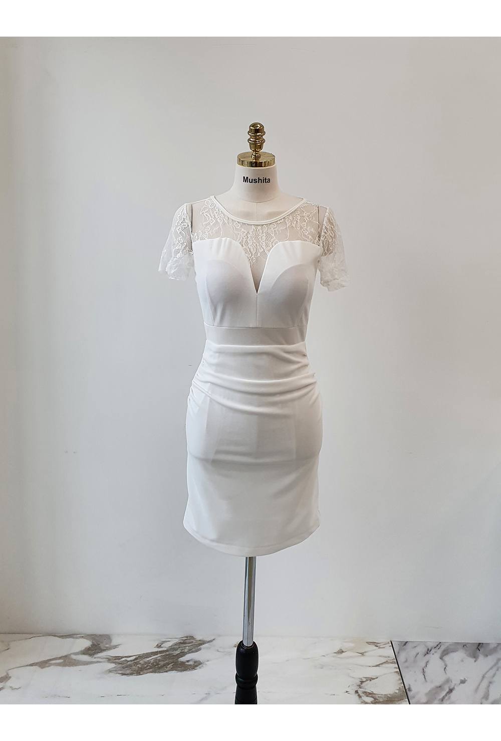 连衣裙 white 彩色图像-S1L1