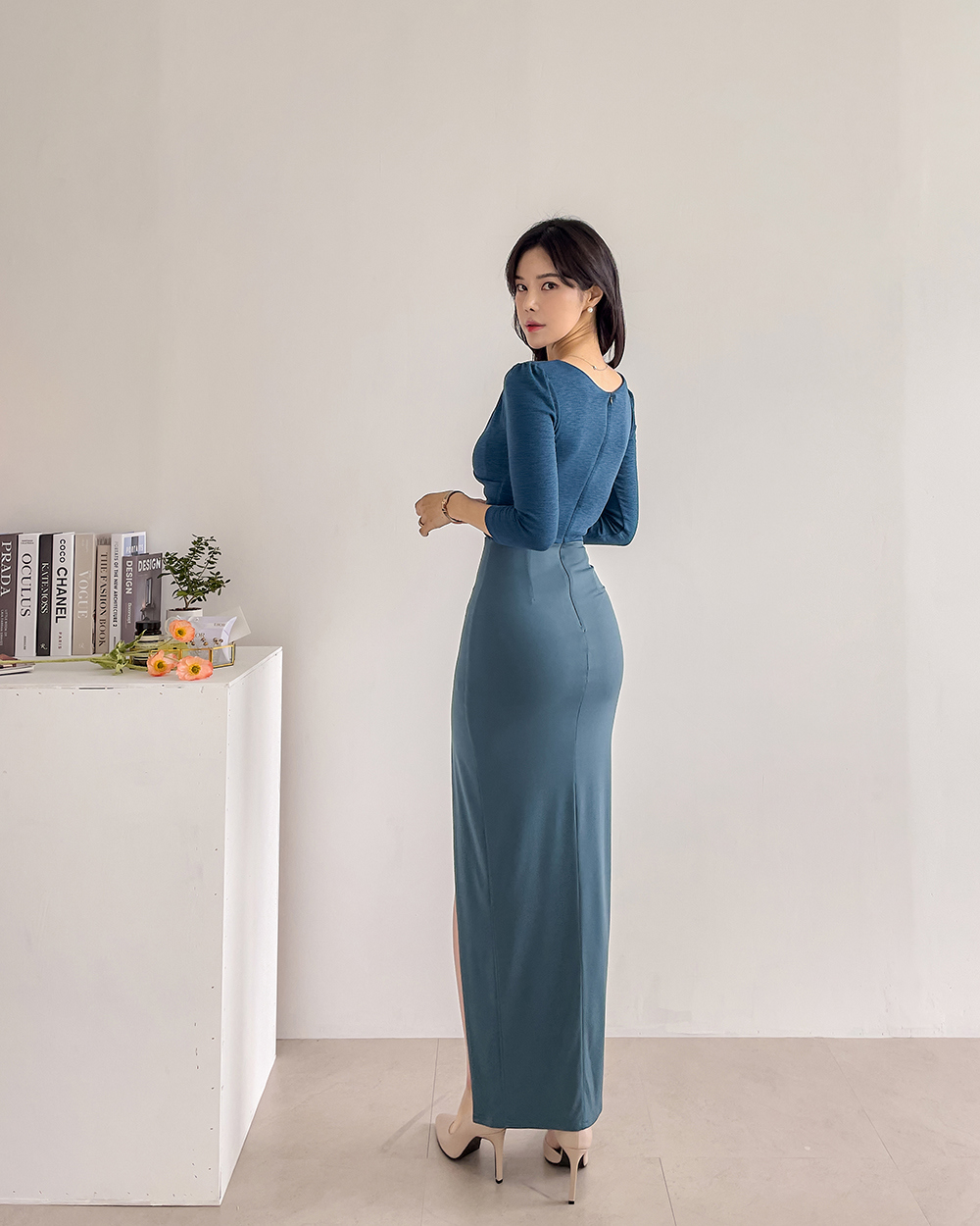 ドレス モデル画像-S1L22