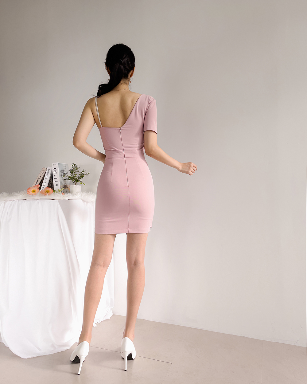 ドレス モデル画像-S1L21
