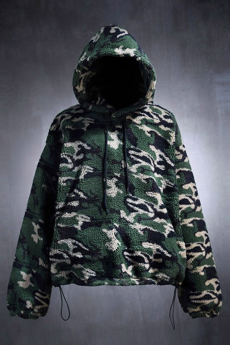 Camouflage pattern loose fit fleece hoodie