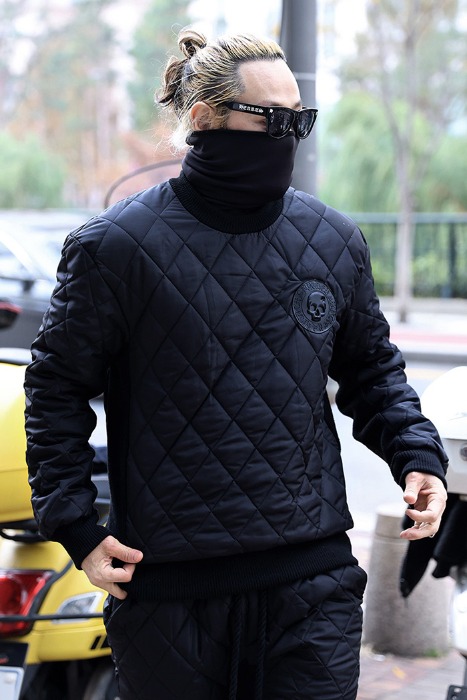 ByTheR Skull Patch Diamond Quilted Padded Sweatshirt