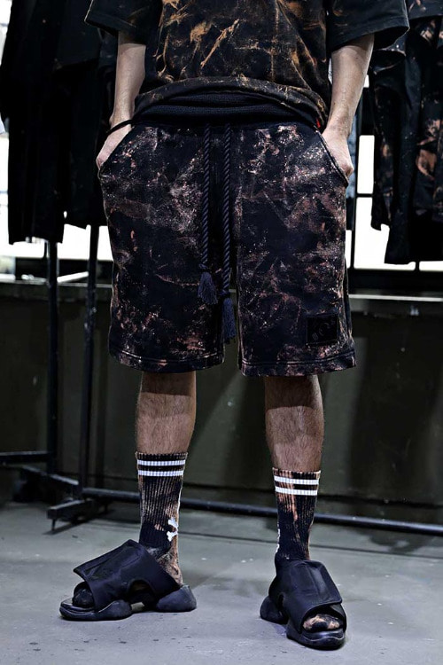 ByTheR Rough Bleach Taegeukgi Patch Rope Shorts Black