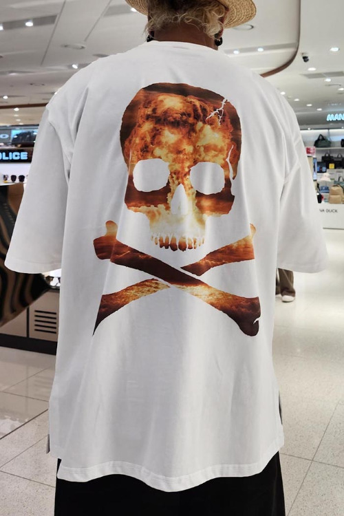 ByTheRByTheR Nuclear Skull Loose Fit Short Sleeve T-Shirt White