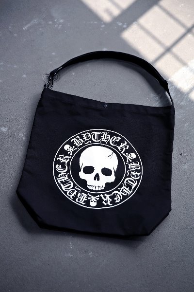 ByTheR Skull Logo Oversized Shoulder bag