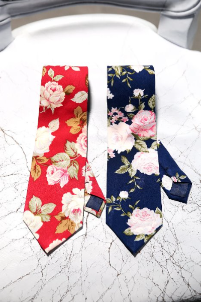 Dry Rose Pattern Tie