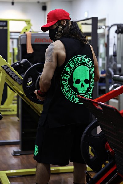ByTheRByTheR Skull Logo Embossed Nasi Fluorescent Green(Fitness Look)