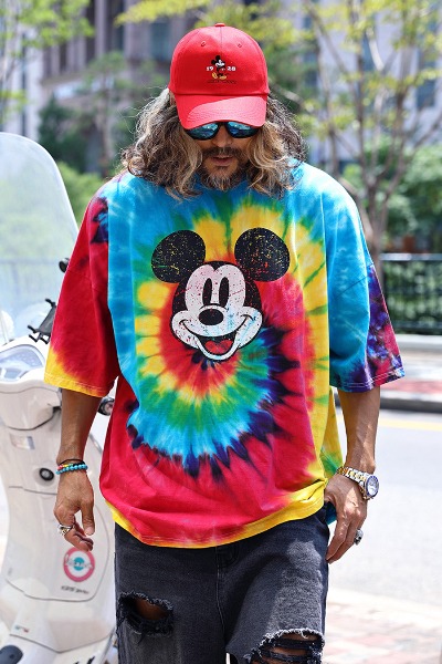 ByTheRspin tie-dye mickey mouse print short sleeve tee