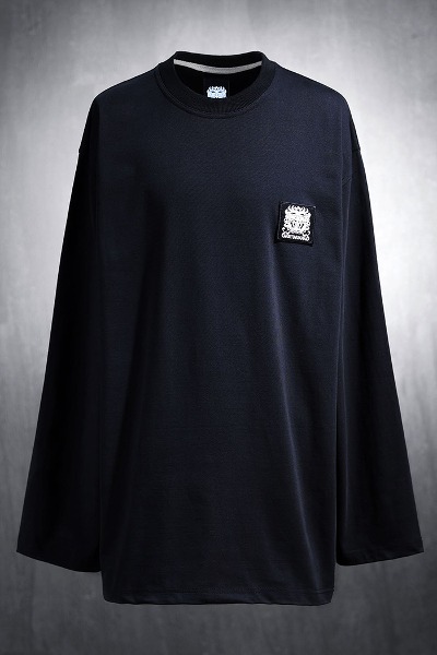 Mukha Square Embroidery Patch Loose Long Sleeve Tee Black
