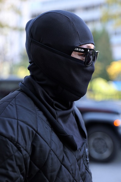 Three-dimensional pattern brushed cold protection balaclava