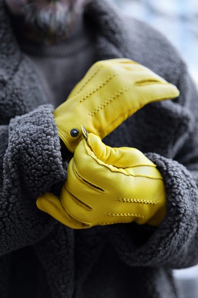 Chain Incision Deerskin Touch Gloves