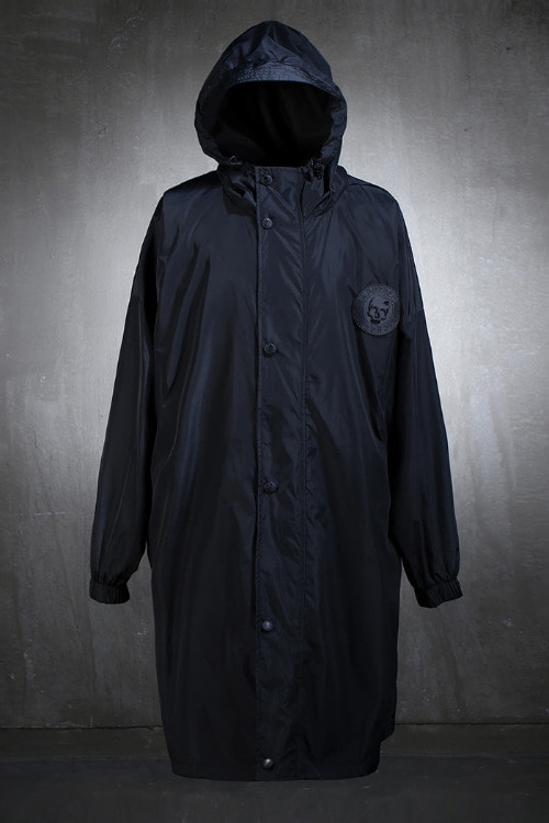 ByTheRByTheR Skull Louver Patch Waterproof Raincoat