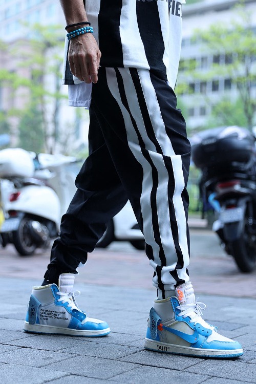 BOLD SIDE LINE TRACK JOGGER PANTS