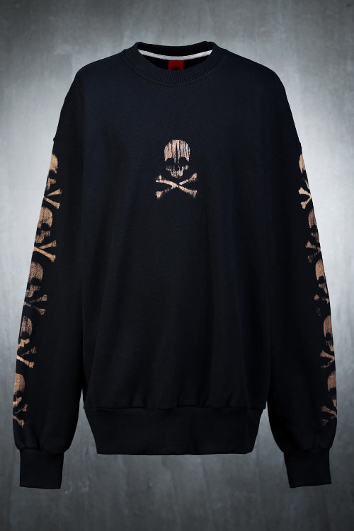 ByTheRByTheR Custom Skull Line Sleeve Bleach Sweatshirt