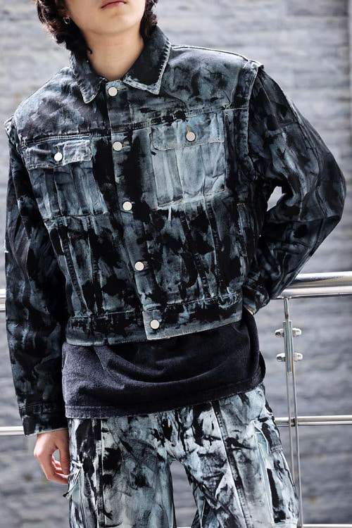 Black painted three-dimensional pocket denim jacket