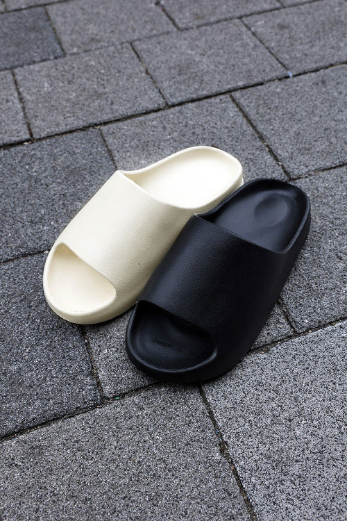 ByTheRsoft slide foam slippers