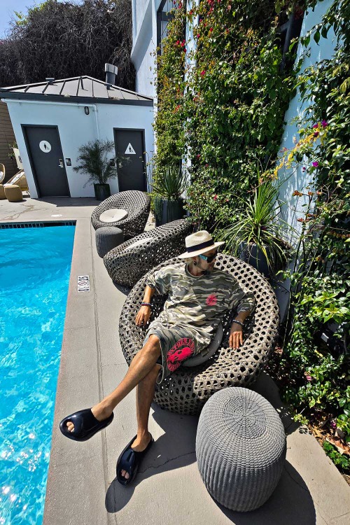 VACANCE LOOK