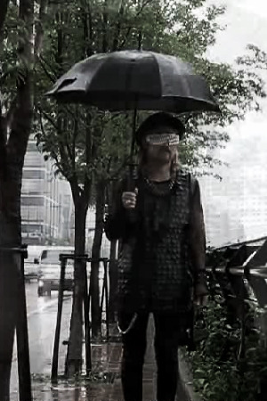 VIDEO (the rain)
