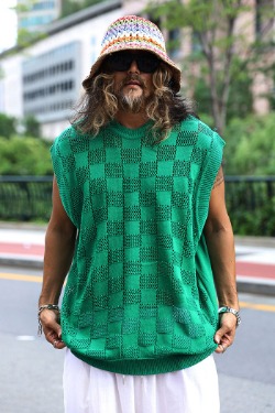 ByTheRsee-through square pattern loose fit knit vest