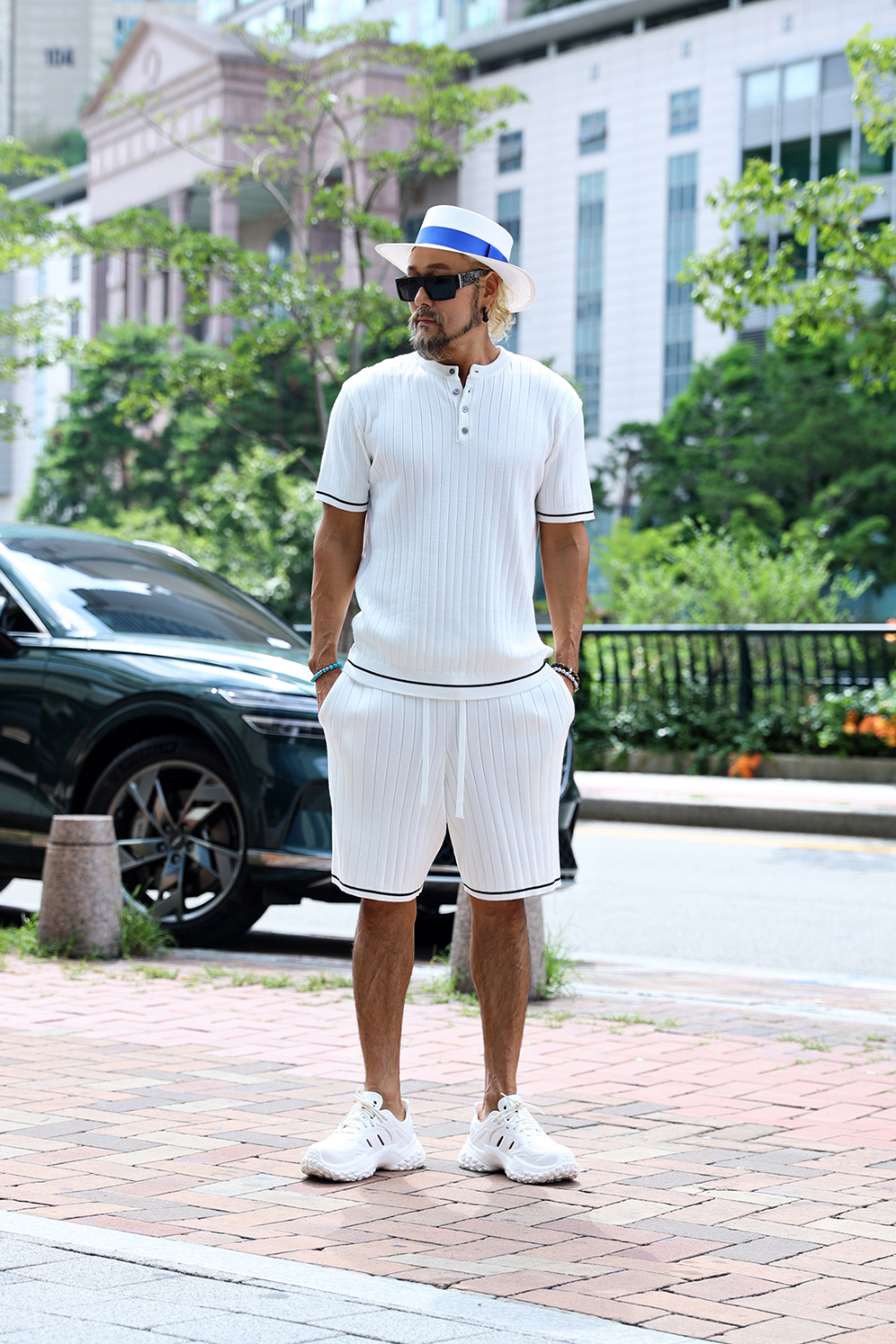 미니 스커트 모델 착용 이미지-S16L5