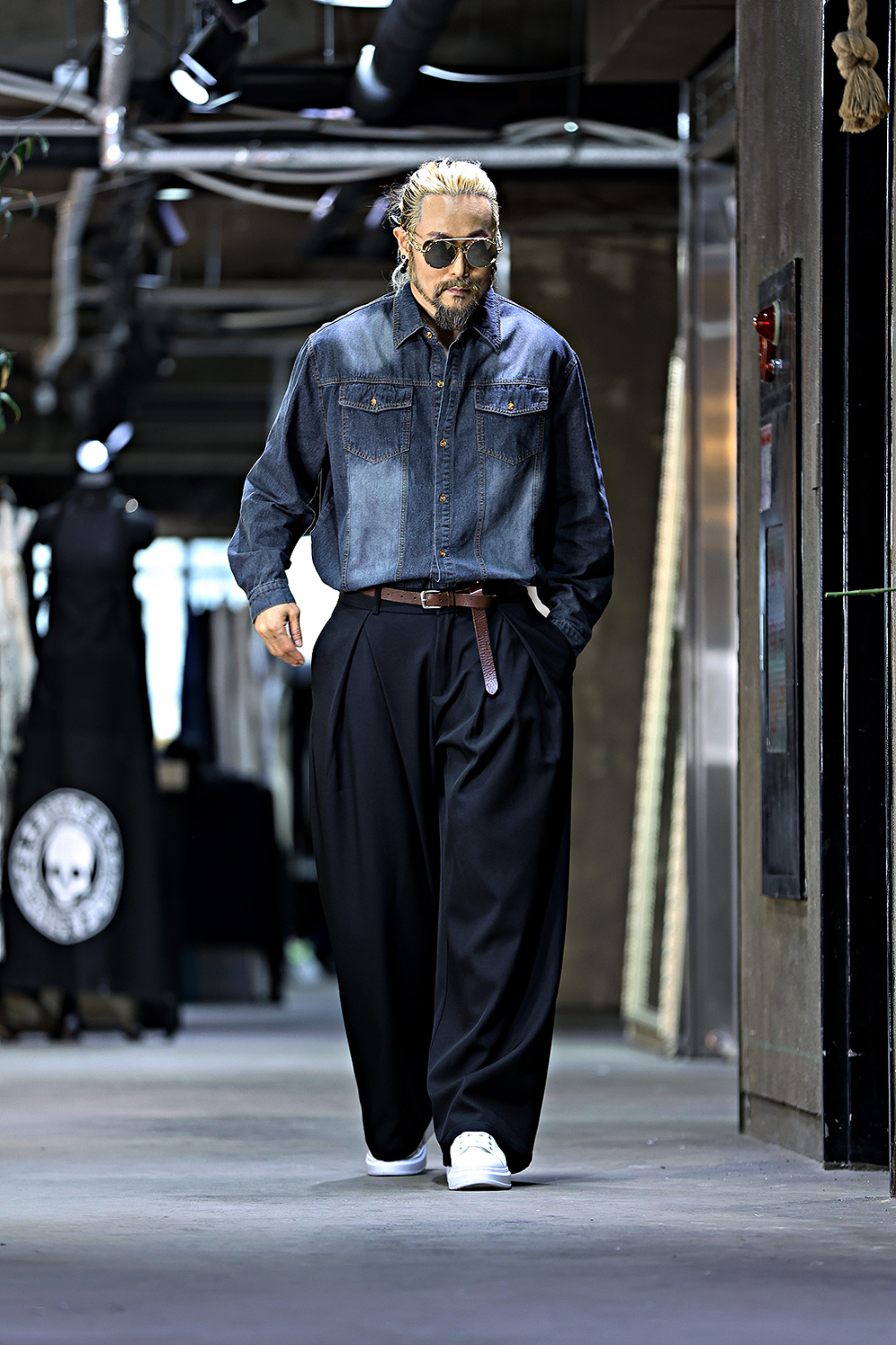 褲子 模特穿著形象-S22L11