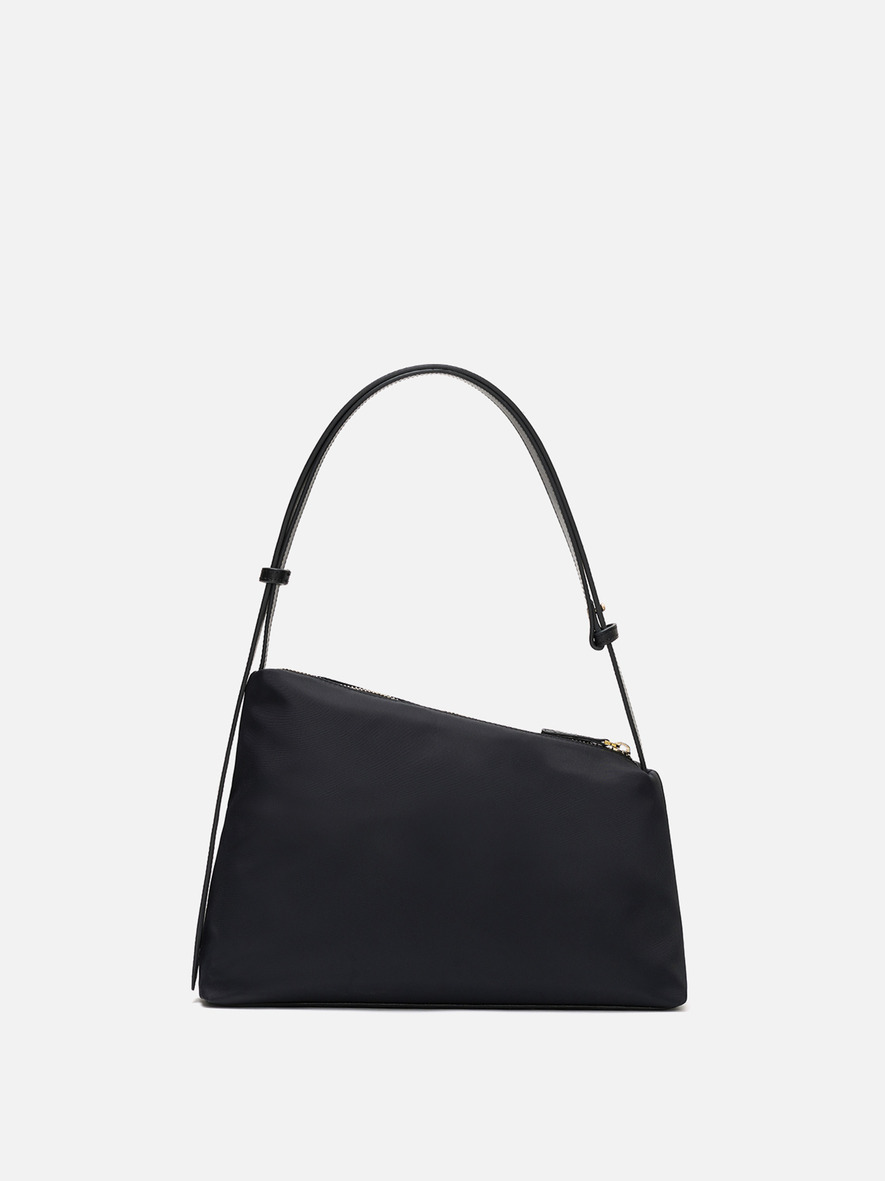 Rowie nylon large shoulder bag Black,로서울