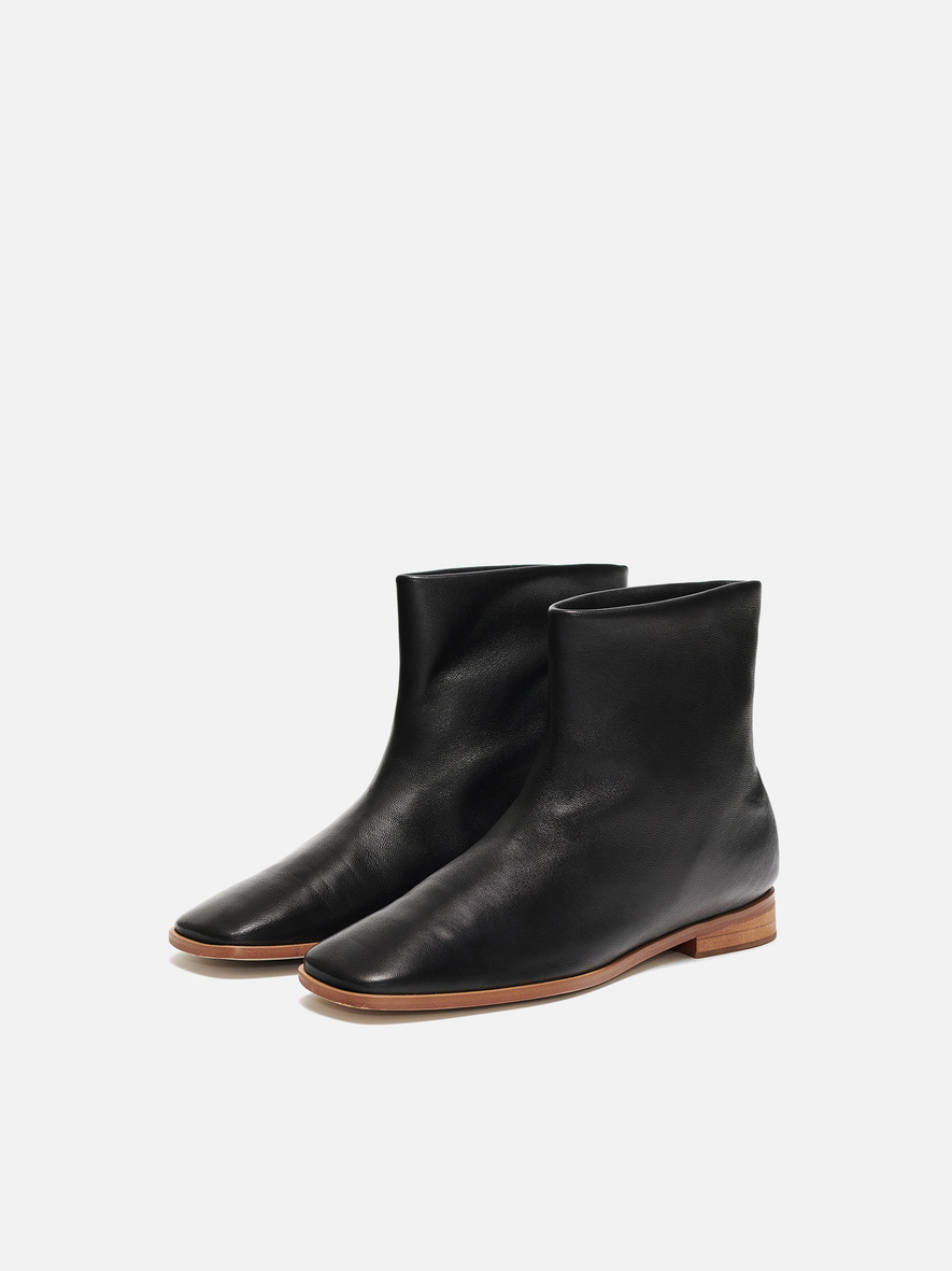 Wide ankle boots Black,로서울