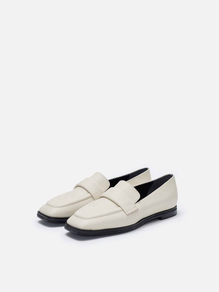 Classic square loafer Ivory,로서울