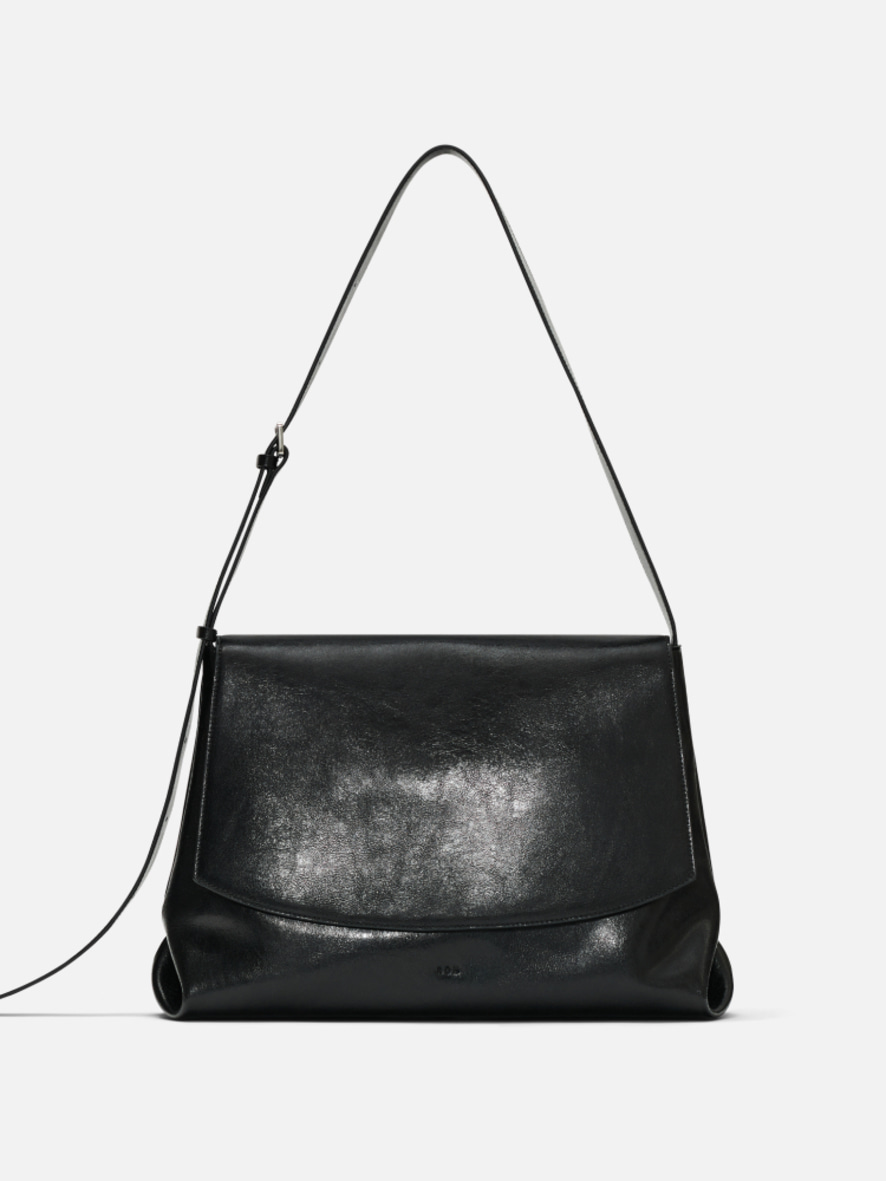 Kiki messenger bag Wrinkled black,로서울