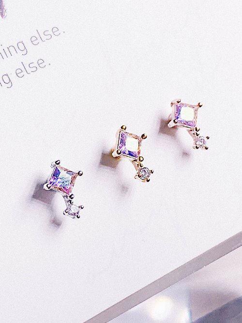 Mini Diamond Piercing/Earring