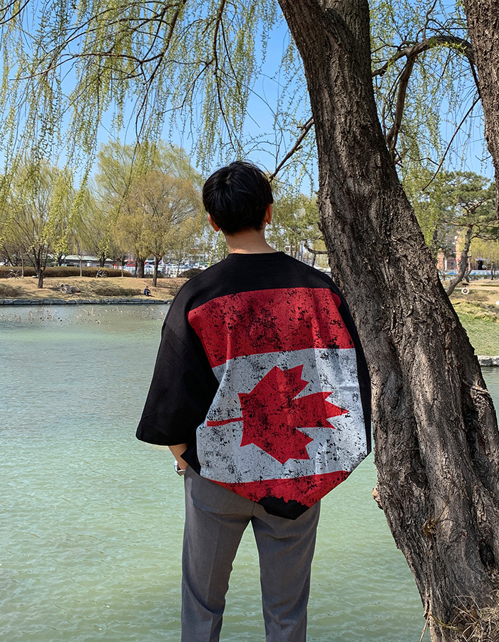 애즈클로핏 캐나다 반팔티셔츠 (2color)
