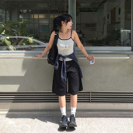 XIZLE ハーフパンツ　youngaga着用 バミューダパンツ💙夏ハーフパンツ]ピンタックワイドバミューダ