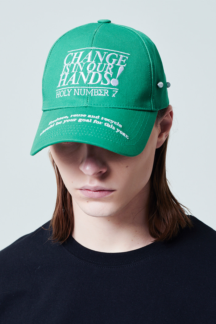 “CHANGE IS IN OUR HANDS” CAMPAIGN CAP_Green&quot;변화는 우리 손에 있다&quot; 캠페인 볼캡_그린