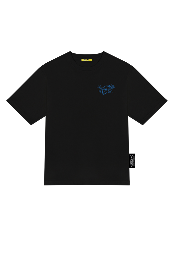HOLYNUMBER7 X DKZ 기석 레터링 블랙 티셔츠