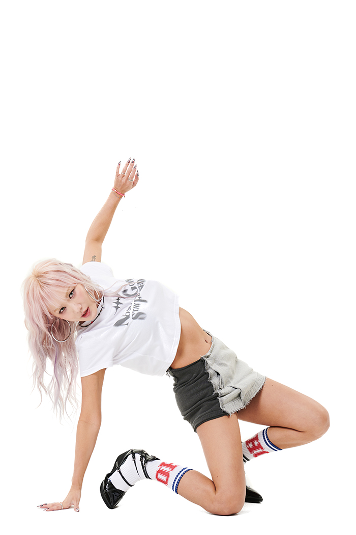 [CocaNButter] Girl&#039;s hip-hop Crop T-shirts_White