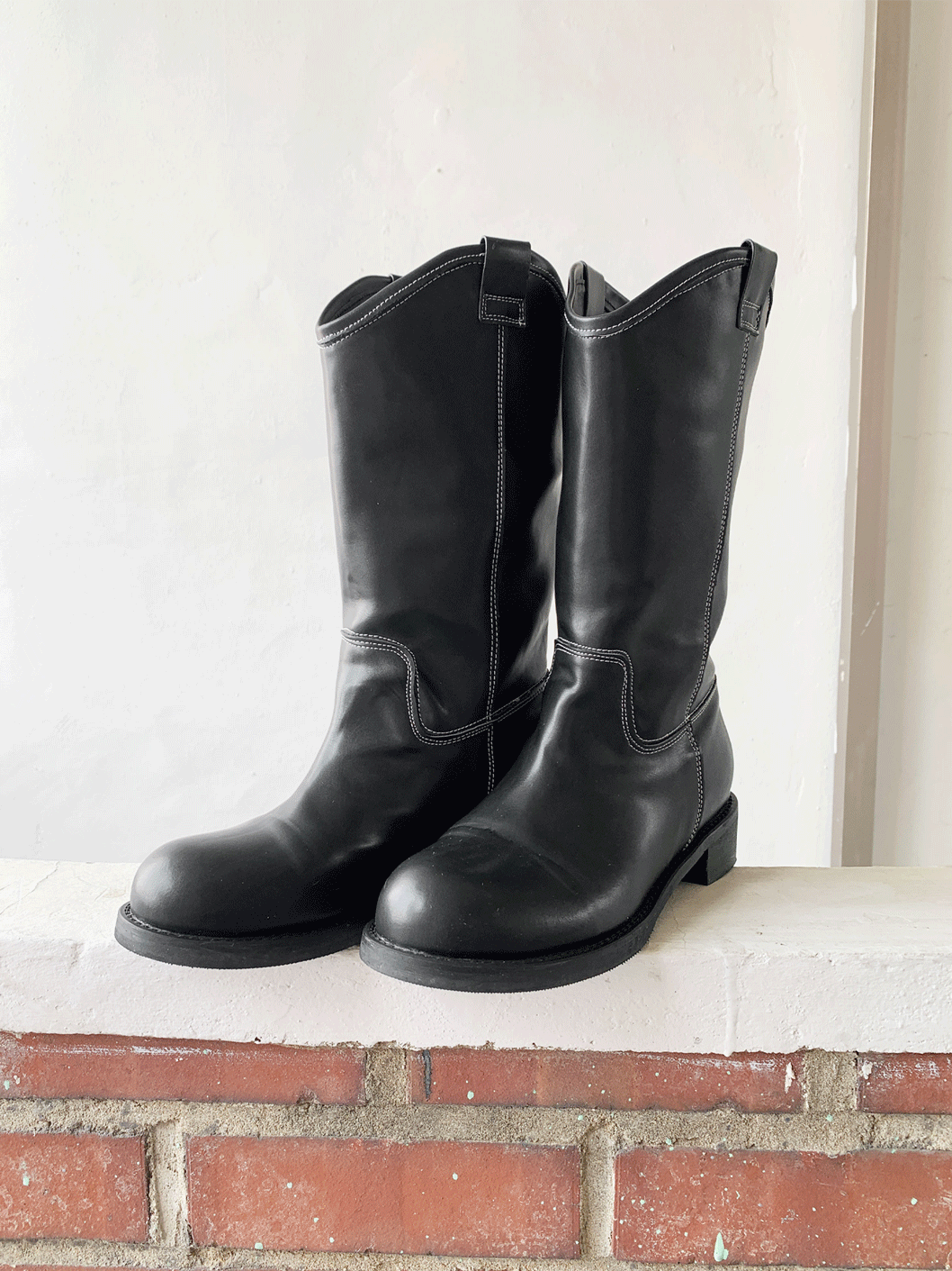 round shape western boots