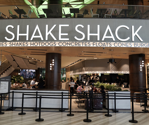Shake Shack burger in Jewel Changi airport whereSingapore’s great nature is built.