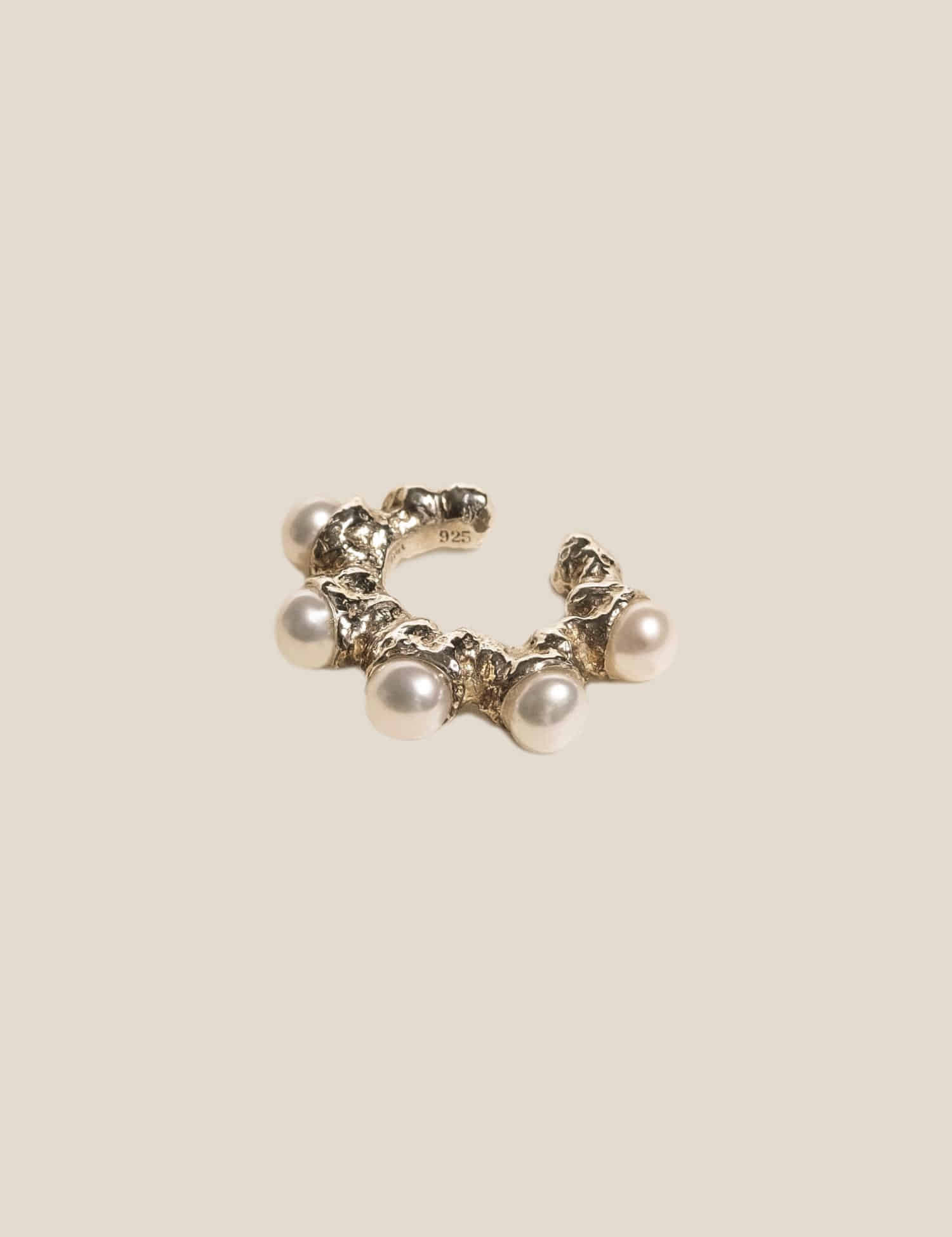 Crinkle Tiny Pearl Earcuff
